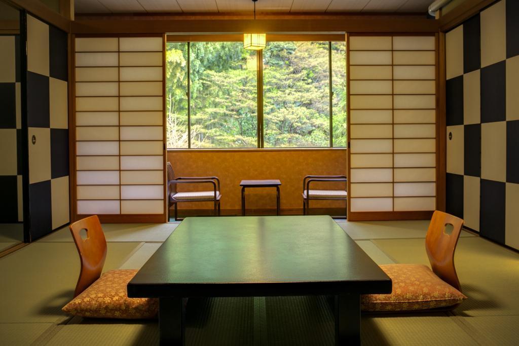 Yugawara-Onsen Komachikan Eksteriør billede